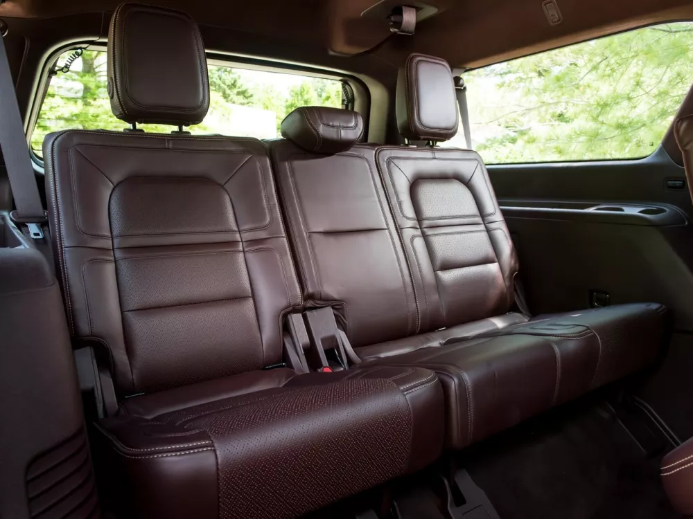 Автомобиль Lincoln Navigator IV Внедорожник (5 дверей) L