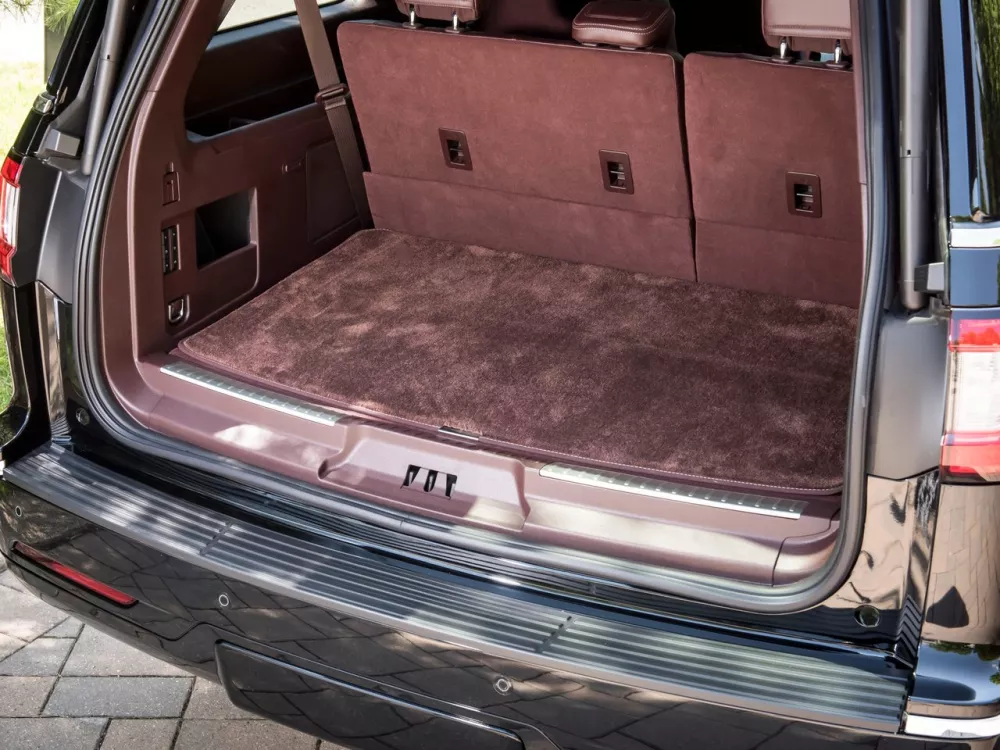 Автомобиль Lincoln Navigator IV Внедорожник (5 дверей) L