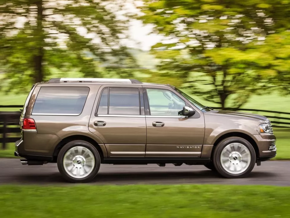 Автомобиль Lincoln Navigator III Рестайлинг Внедорожник (5 дверей)