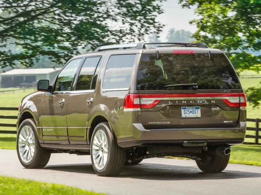 Автомобиль Lincoln Navigator III Рестайлинг Внедорожник (5 дверей)