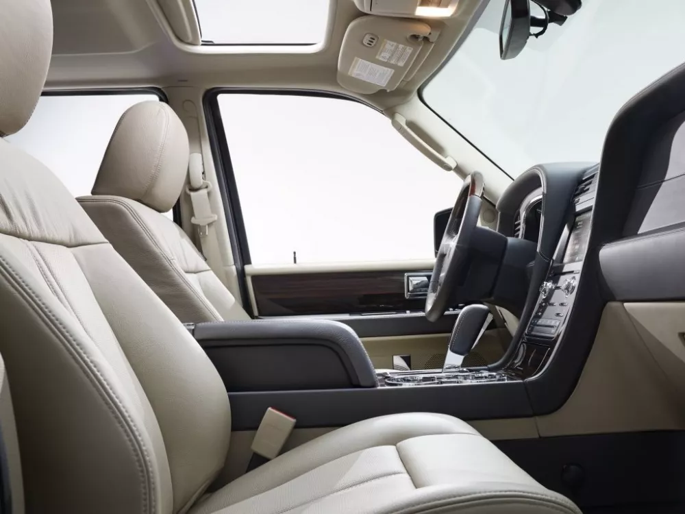 Автомобиль Lincoln Navigator III Рестайлинг Внедорожник (5 дверей)
