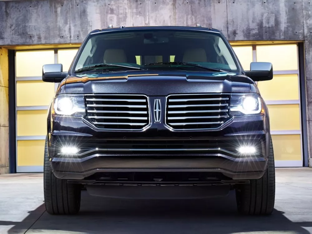 Автомобиль Lincoln Navigator III Рестайлинг Внедорожник (5 дверей) L