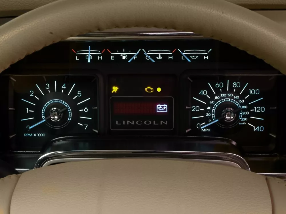 Автомобиль Lincoln Navigator III Внедорожник (5 дверей)