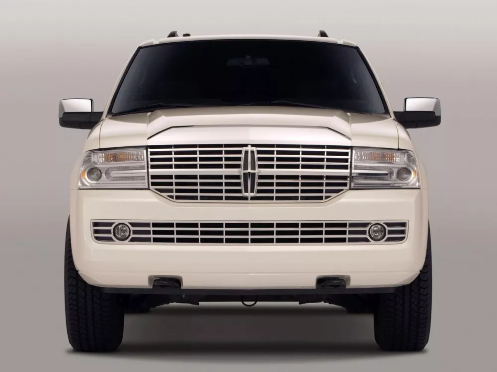 Автомобиль Lincoln Navigator III Внедорожник (5 дверей) L