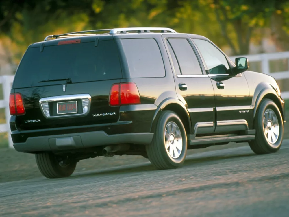 Автомобиль Lincoln Navigator II Внедорожник (5 дверей)