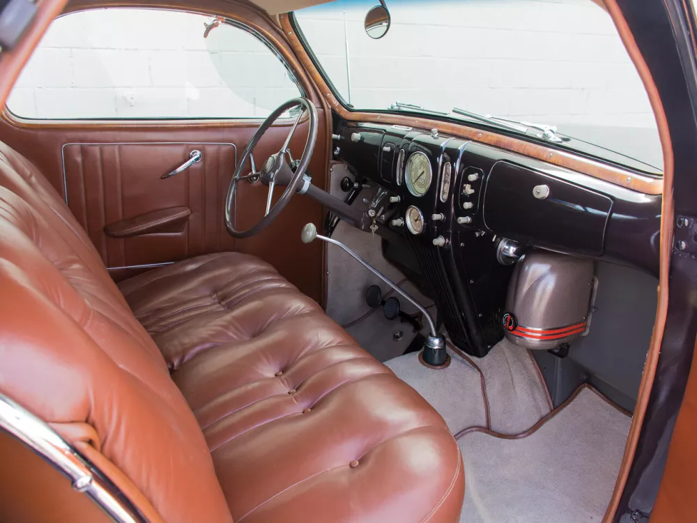 Автомобиль Lincoln Zephyr Купе