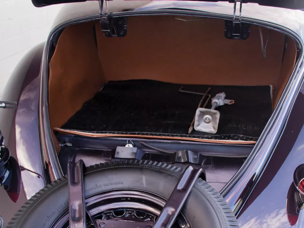 Автомобиль Lincoln Zephyr Купе