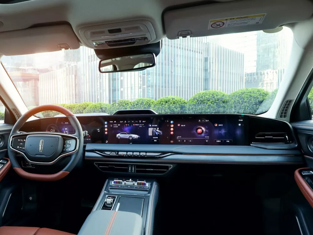 Автомобиль Lincoln Z Седан