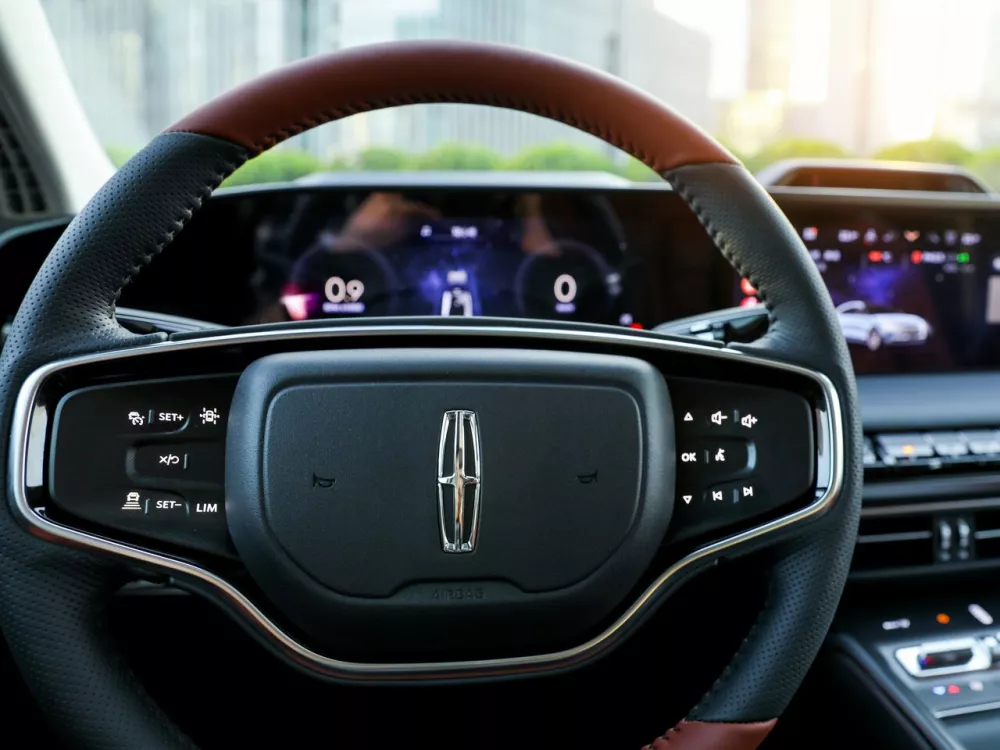 Автомобиль Lincoln Z Седан