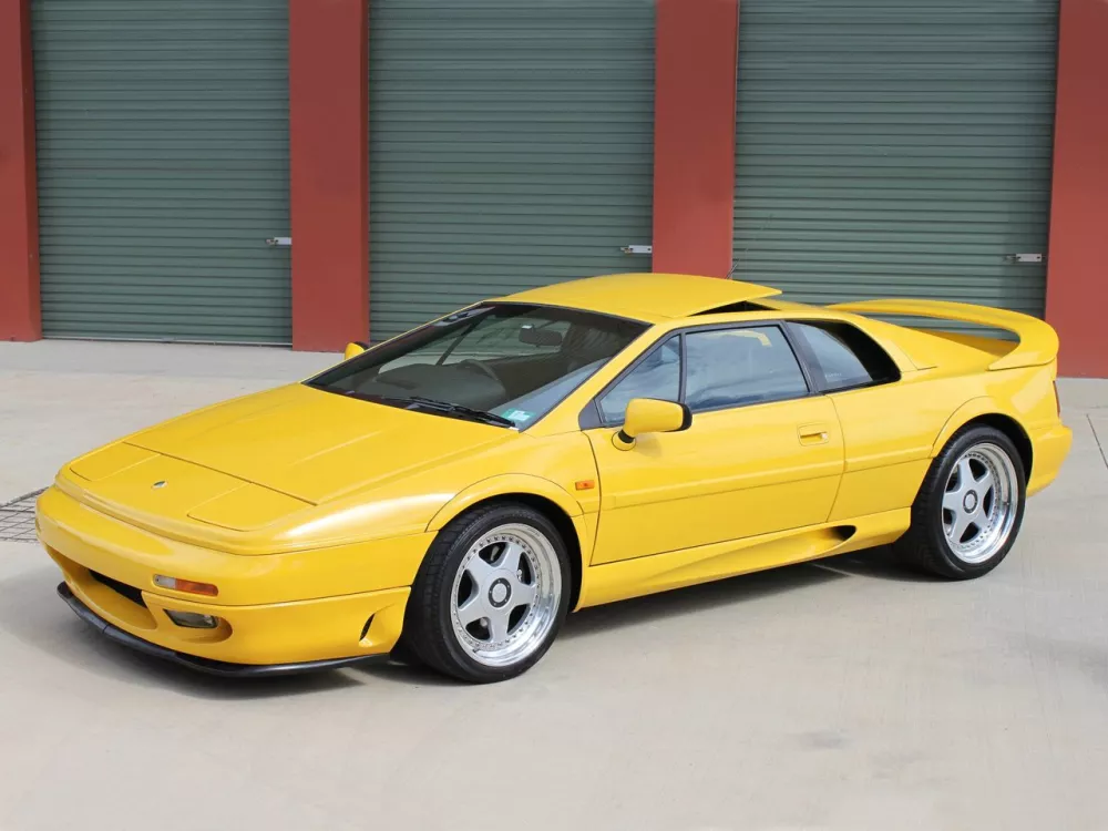 Автомобиль Lotus Esprit V Купе