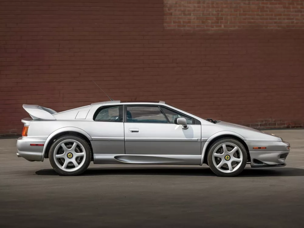 Автомобиль Lotus Esprit V Купе
