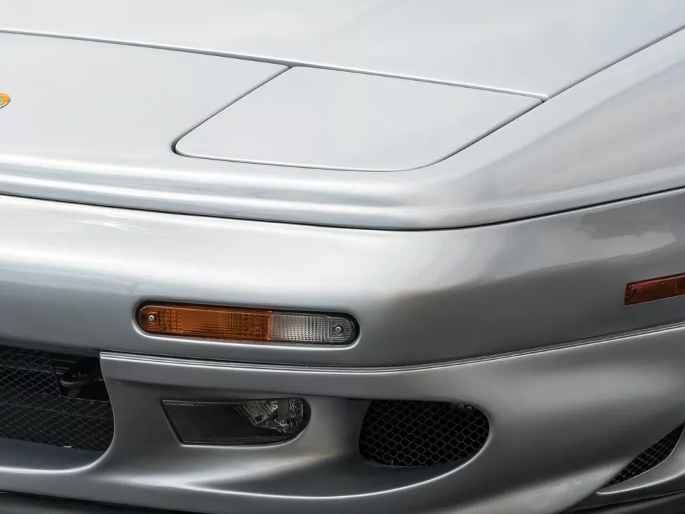 Автомобиль Lotus Esprit V Купе
