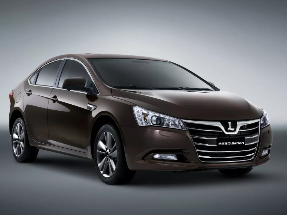 Автомобиль Luxgen Luxgen5 Седан