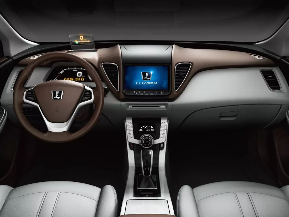 Автомобиль Luxgen Luxgen5 Седан