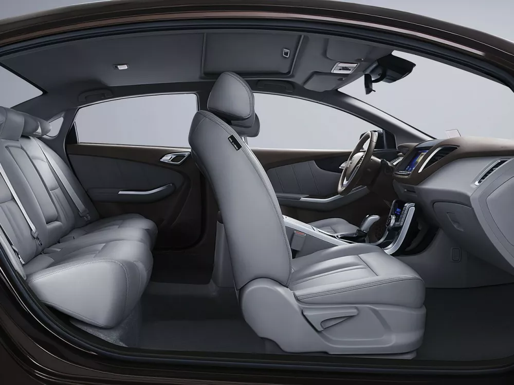 Автомобиль Luxgen Luxgen5 Седан