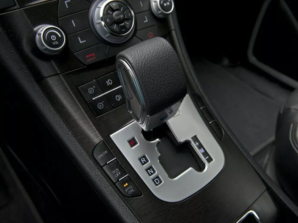 Автомобиль Luxgen Luxgen7 SUV Внедорожник (5 дверей)