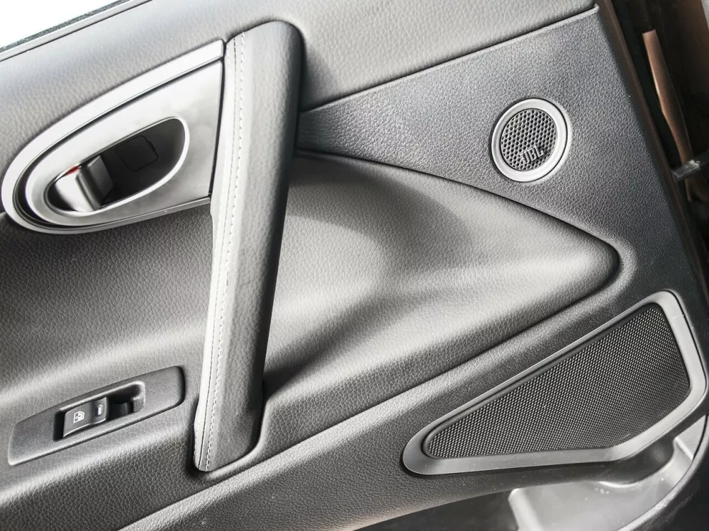 Автомобиль Luxgen Luxgen7 SUV Внедорожник (5 дверей)