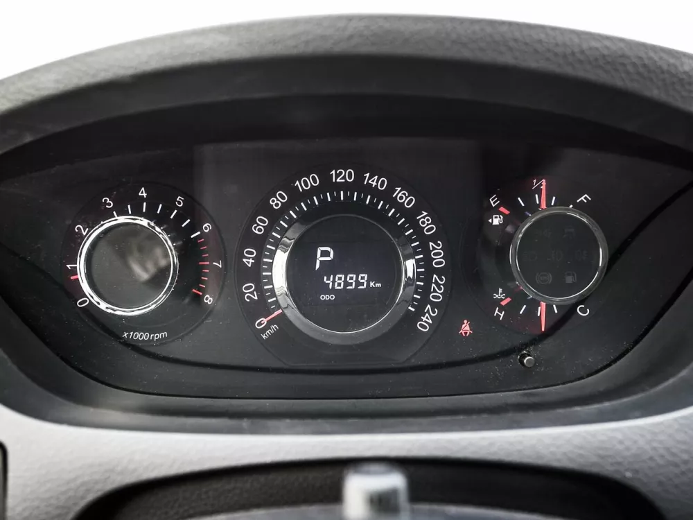Автомобиль Luxgen Luxgen7 SUV Внедорожник (5 дверей)