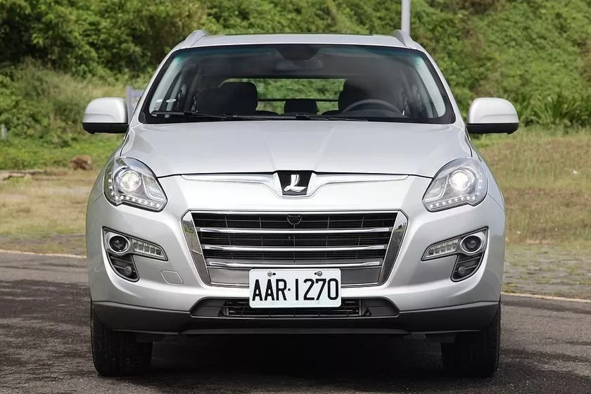 Автомобиль Luxgen U7 Turbo Внедорожник (5 дверей)