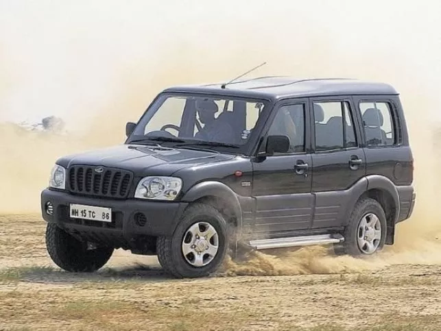 Автомобиль Mahindra Marshal Внедорожник (5 дверей)