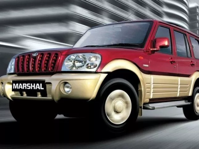 Автомобиль Mahindra Marshal Внедорожник (5 дверей)