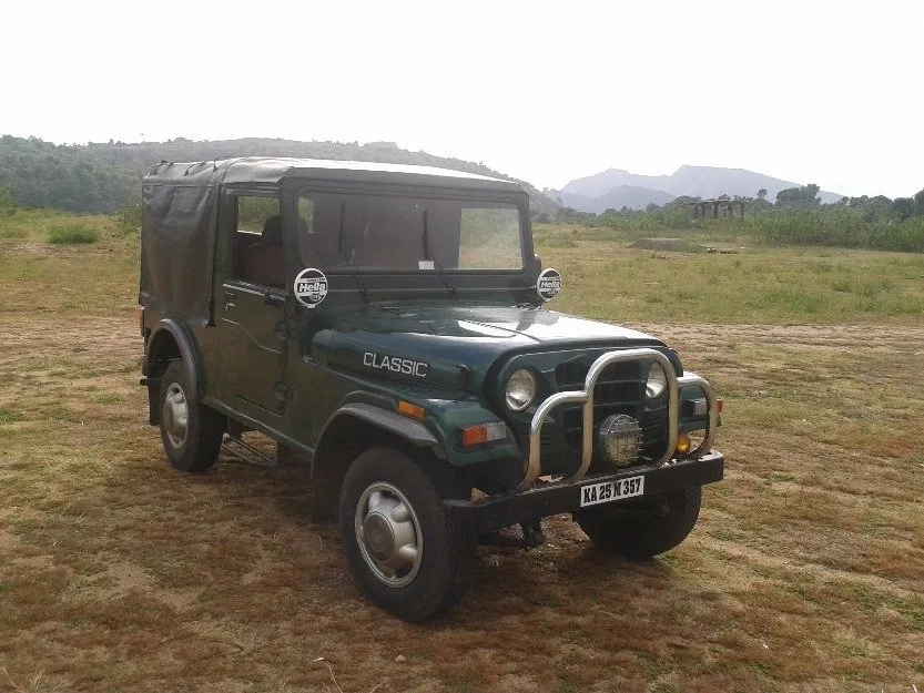 Автомобиль Mahindra MM Внедорожник открытый 540/550