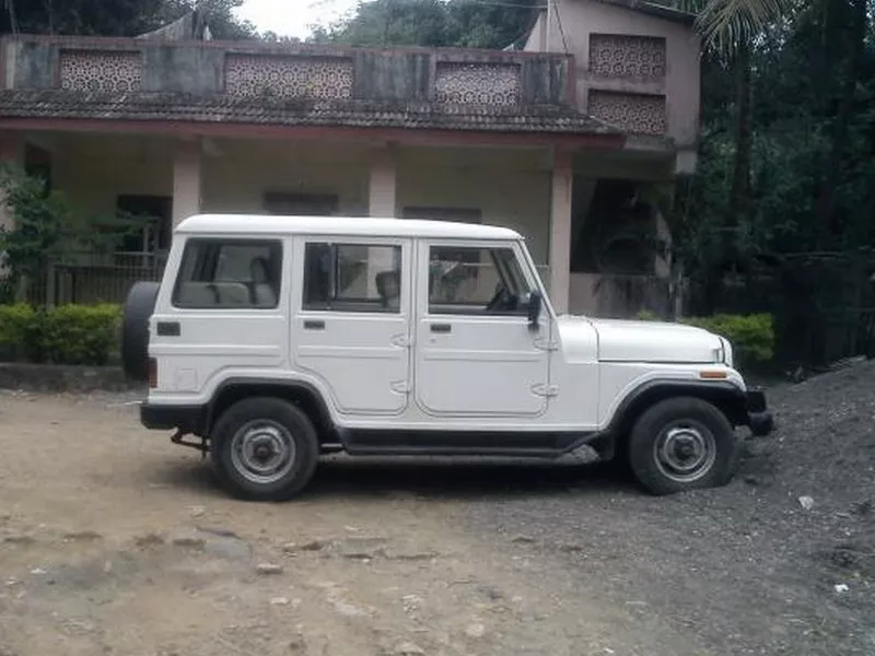 Автомобиль Mahindra Armada Внедорожник (5 дверей)