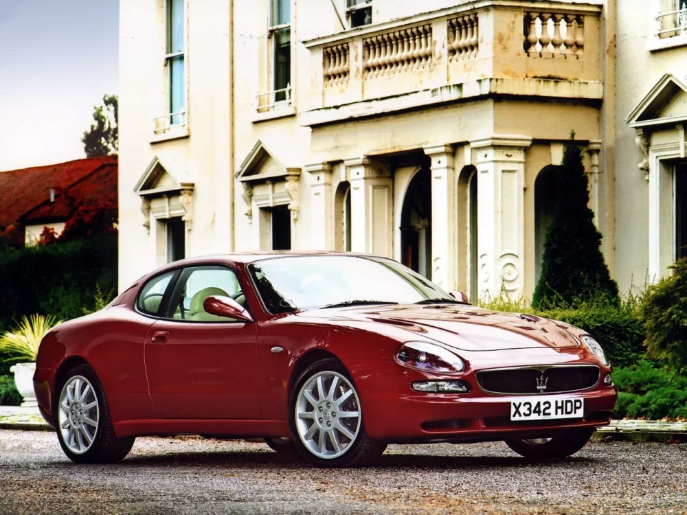 Автомобиль Maserati 3200 GT Купе