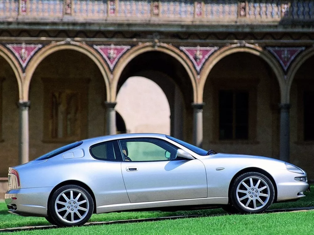 Автомобиль Maserati 3200 GT Купе