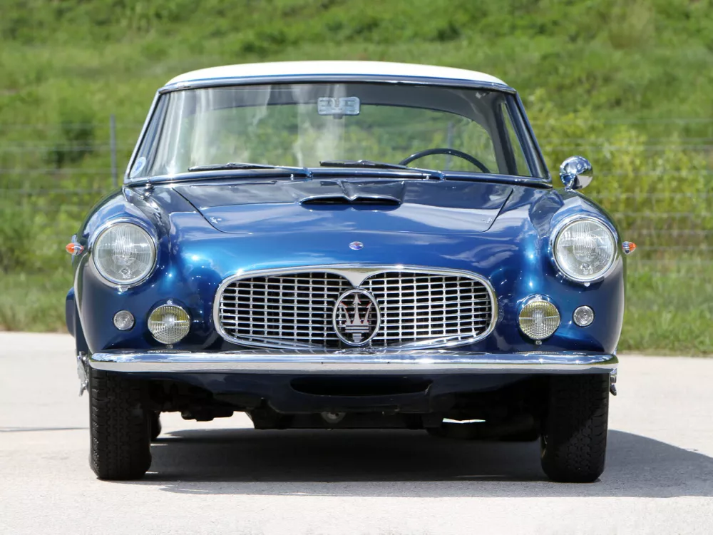 Автомобиль Maserati 3500 GT Купе