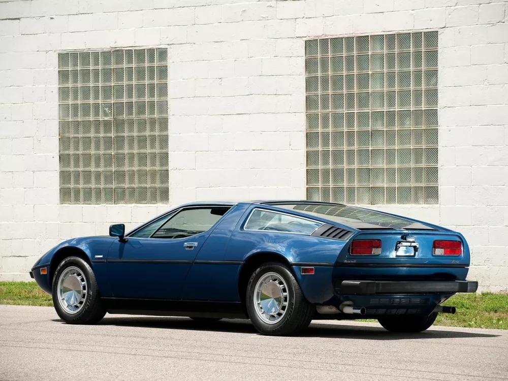 Автомобиль Maserati Bora Купе