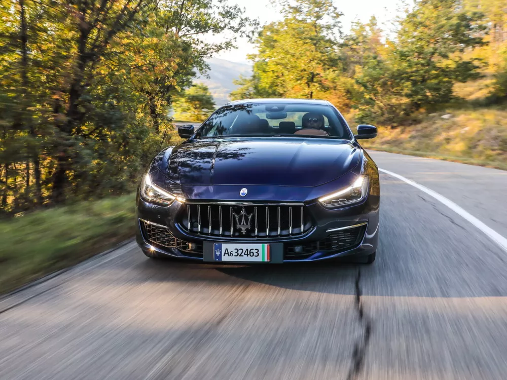 Автомобиль Maserati Ghibli III Рестайлинг 2 Седан