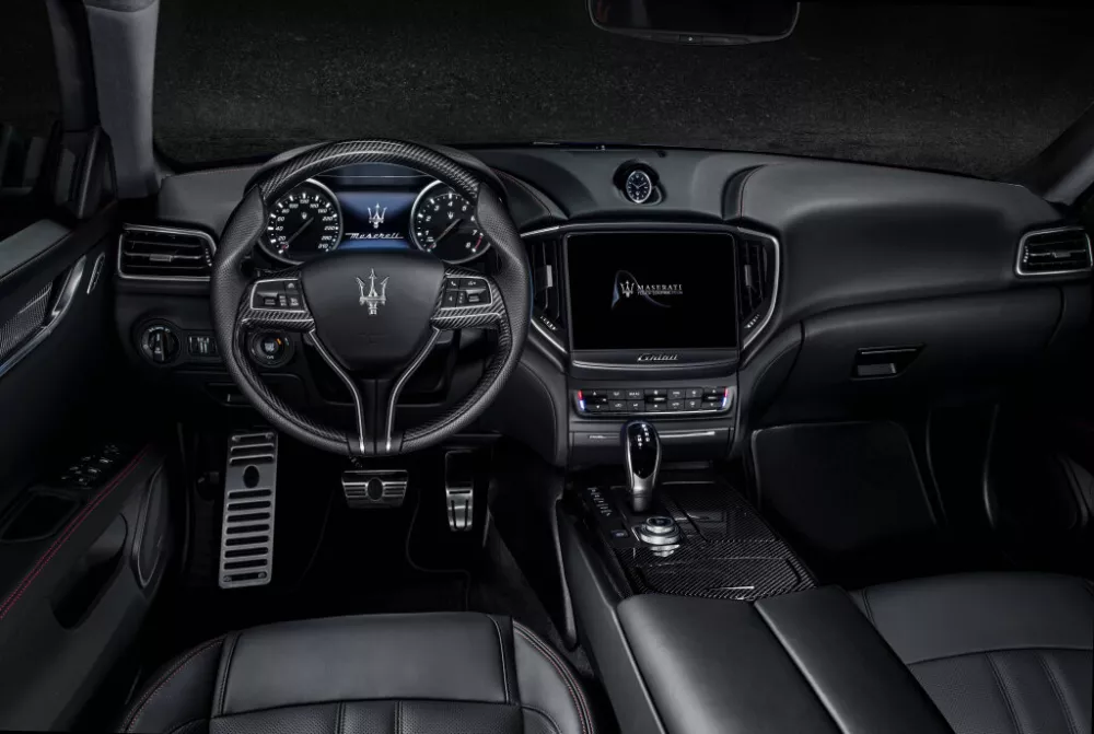 Автомобиль Maserati Ghibli III Рестайлинг Седан