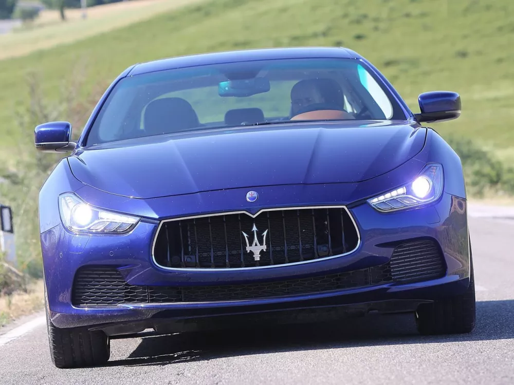 Автомобиль Maserati Ghibli III Седан