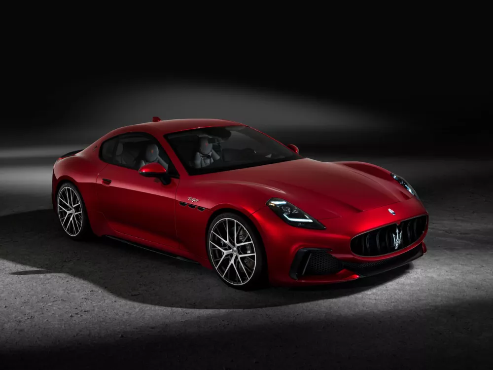 Автомобиль Maserati GranTurismo II Купе
