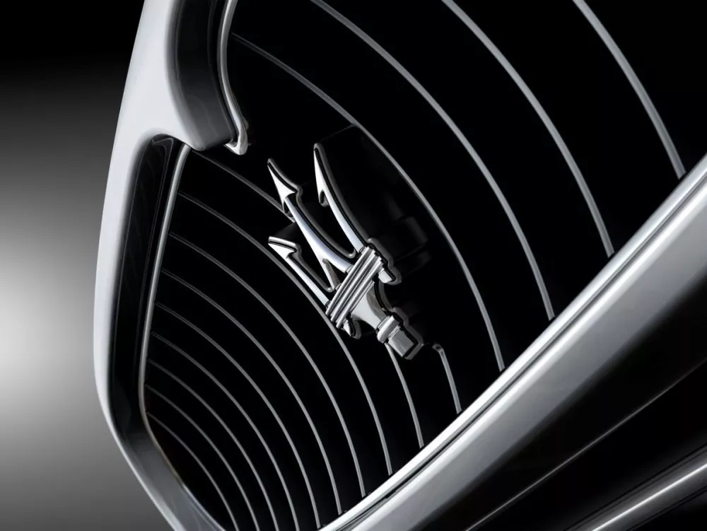 Автомобиль Maserati GranTurismo I Купе