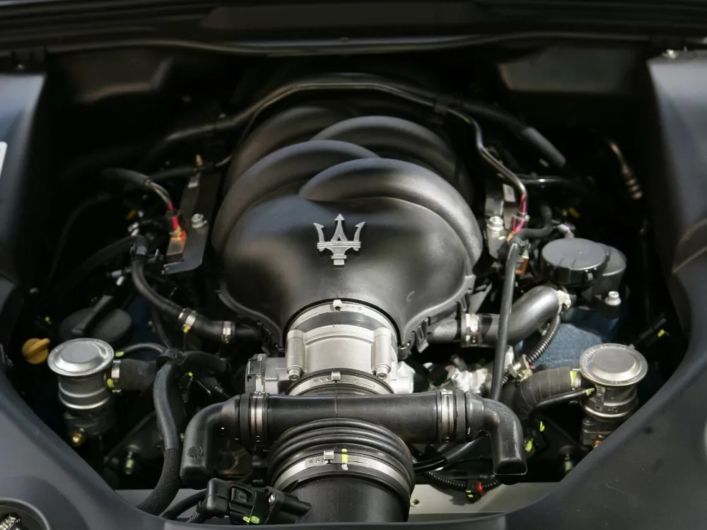 Автомобиль Maserati GranTurismo I Купе