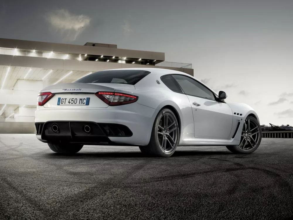 Автомобиль Maserati GranTurismo I Купе MC Stradale