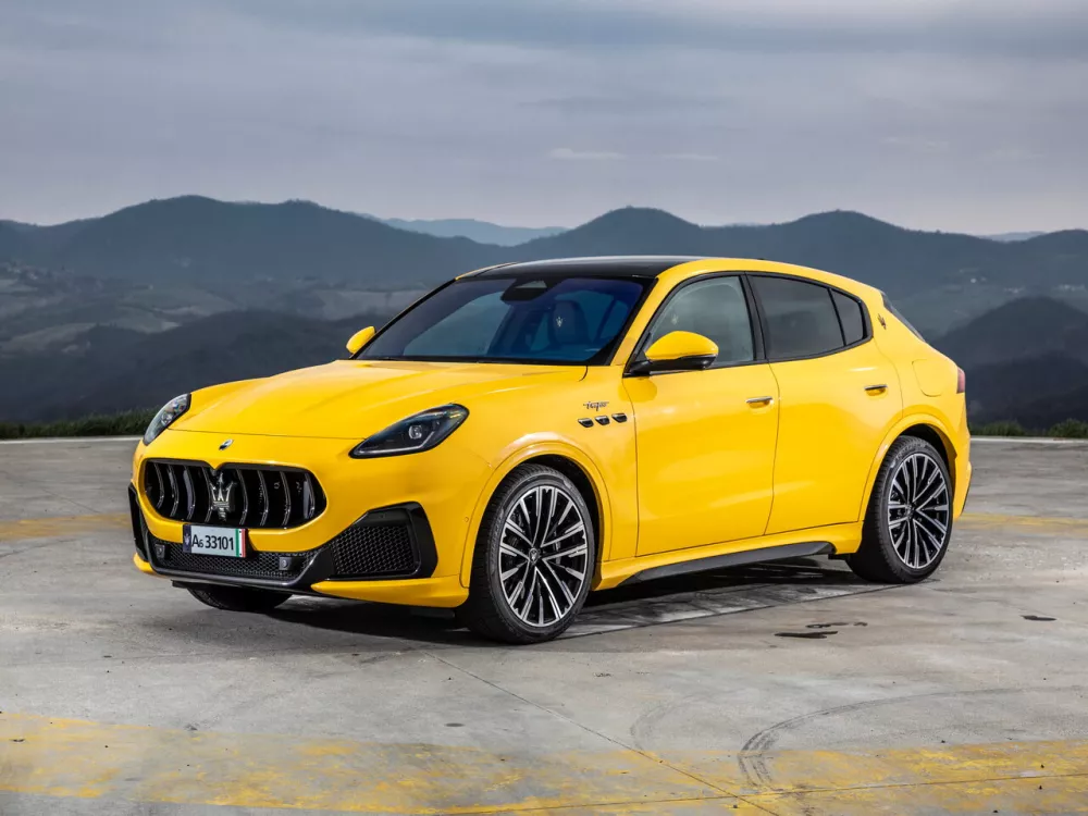 Автомобиль Maserati Grecale Внедорожник (5 дверей)
