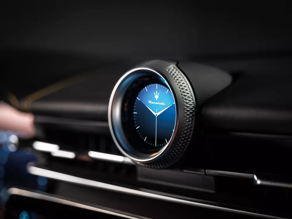 Автомобиль Maserati Grecale Внедорожник (5 дверей)