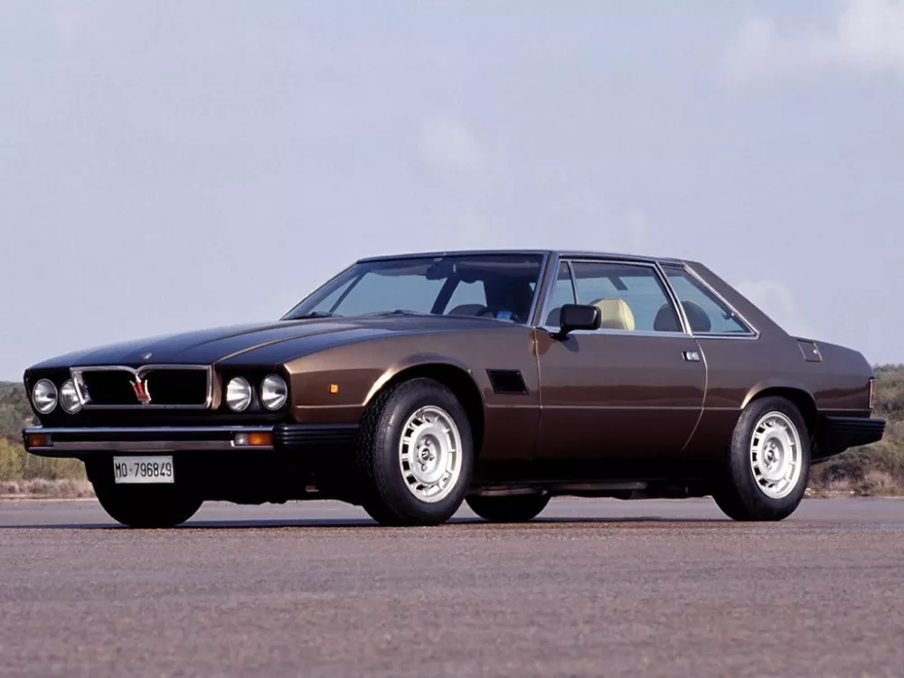 Автомобиль Maserati Kyalami Купе