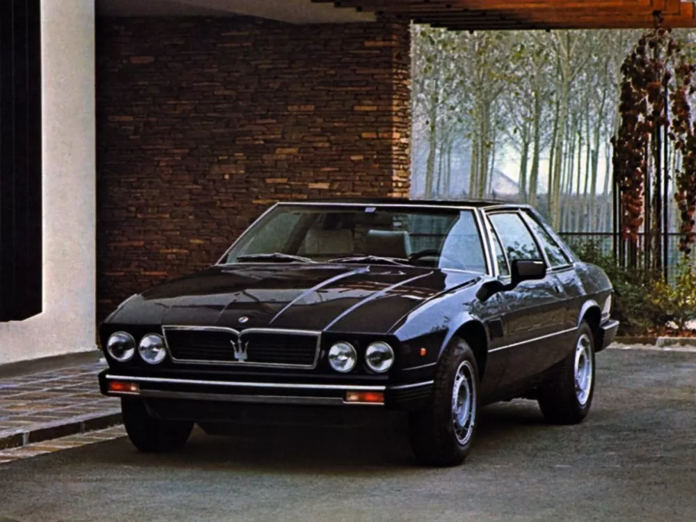 Автомобиль Maserati Kyalami Купе