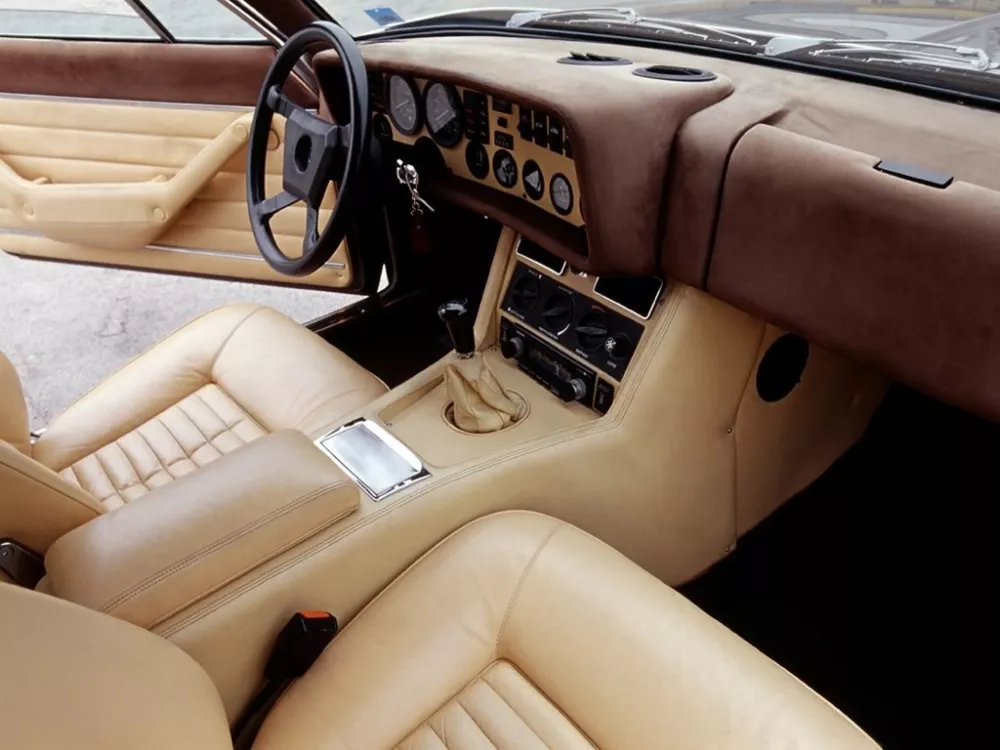 Автомобиль Maserati Kyalami Купе