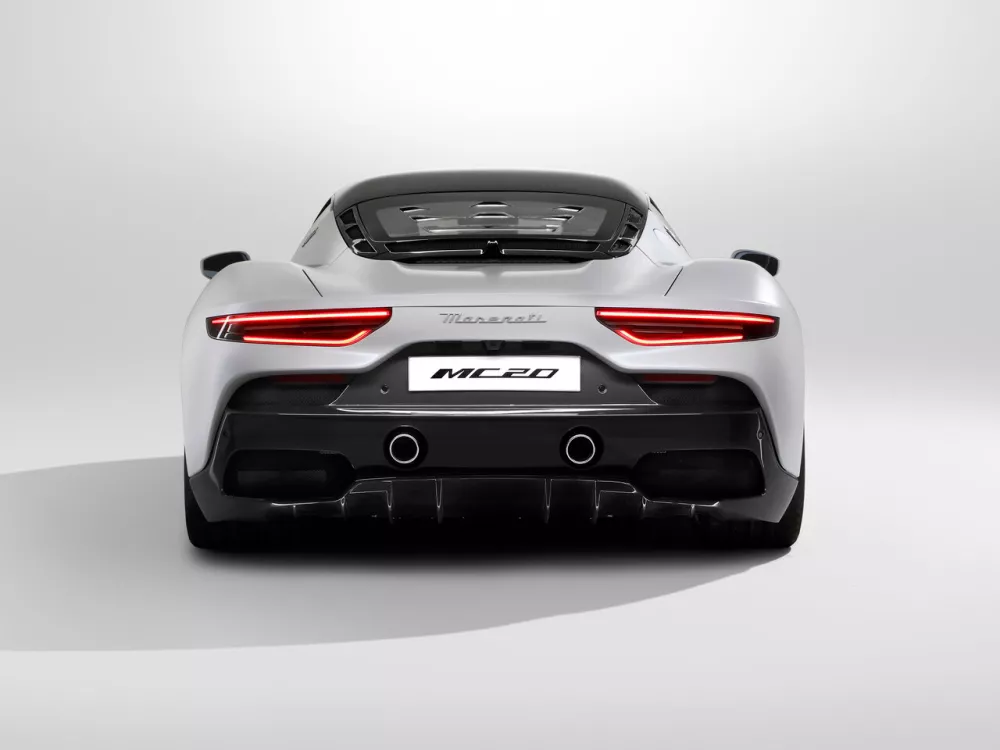 Автомобиль Maserati MC20 Купе
