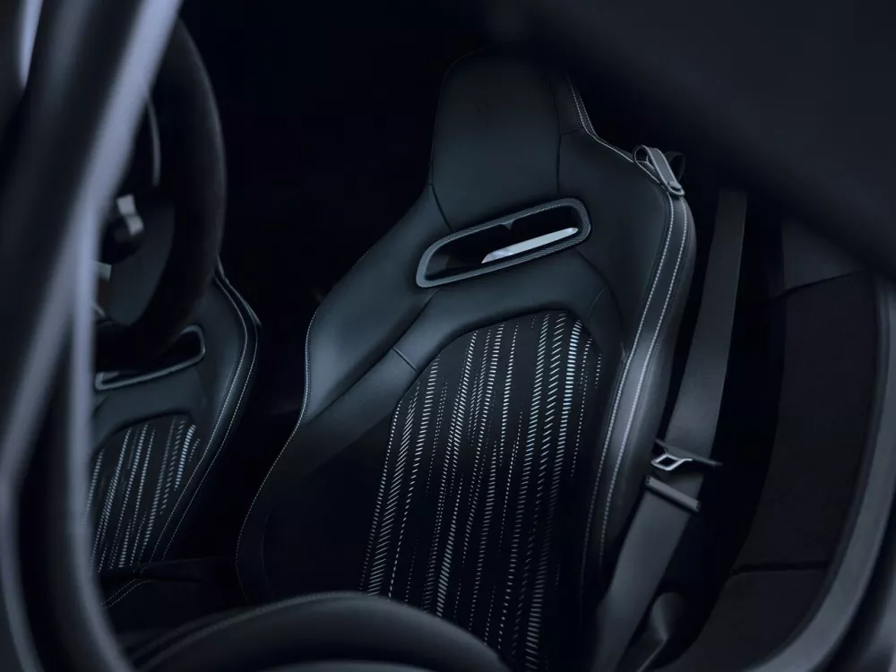 Автомобиль Maserati MCPura Купе
