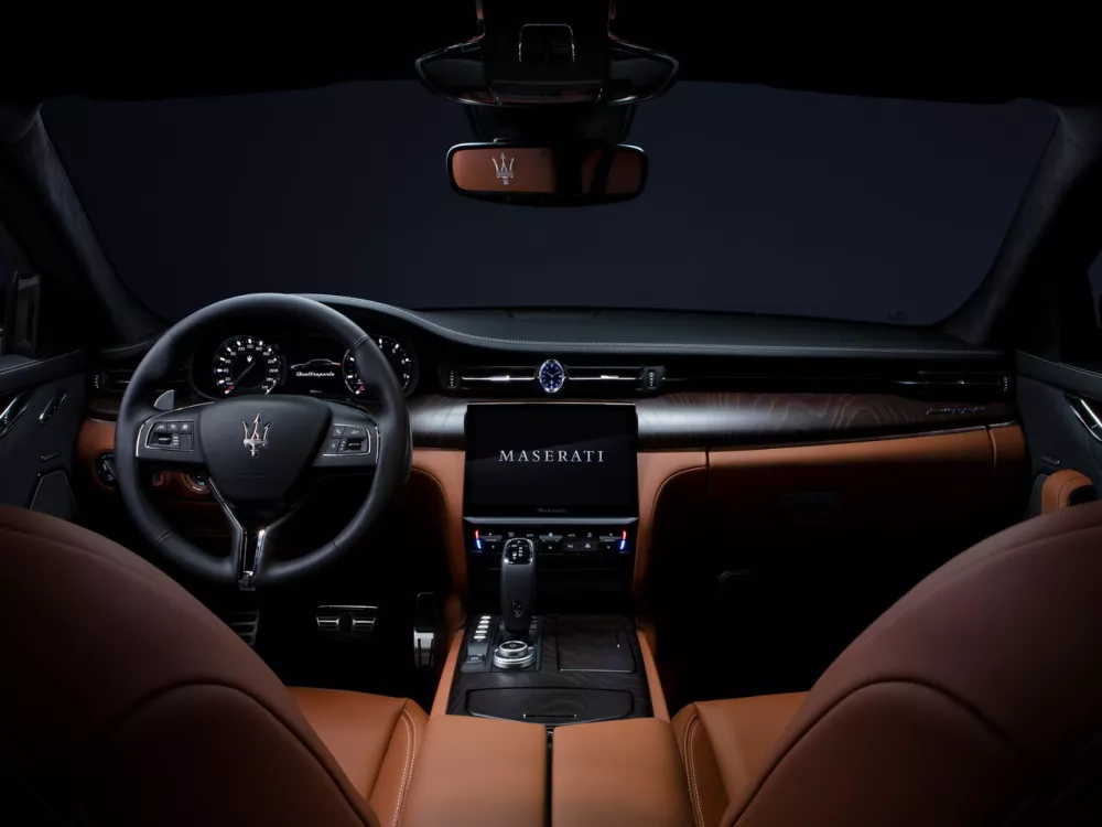 Автомобиль Maserati Quattroporte VI Рестайлинг 2 Седан
