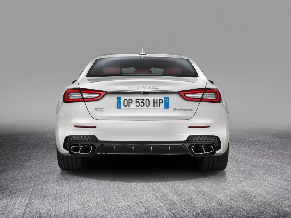 Автомобиль Maserati Quattroporte VI Рестайлинг Седан