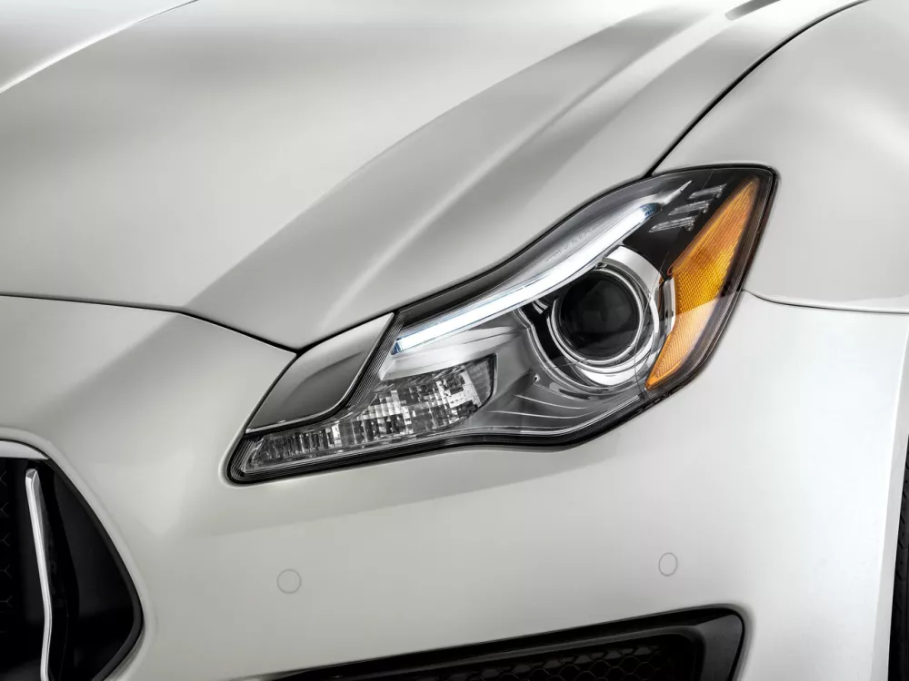 Автомобиль Maserati Quattroporte VI Рестайлинг Седан