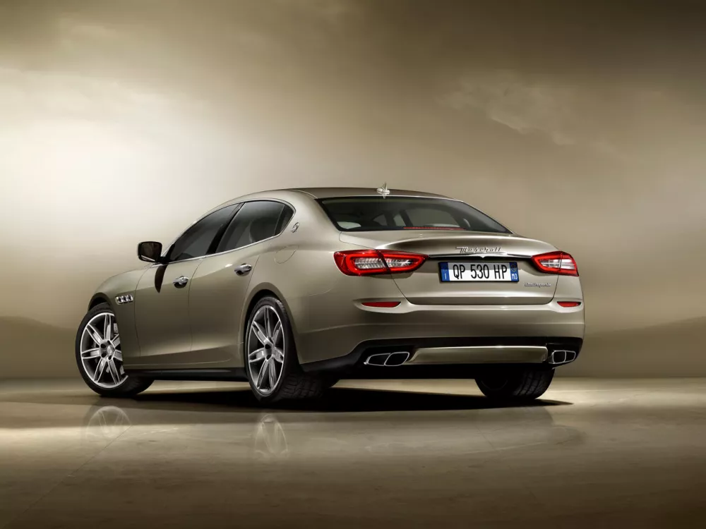 Автомобиль Maserati Quattroporte VI Седан