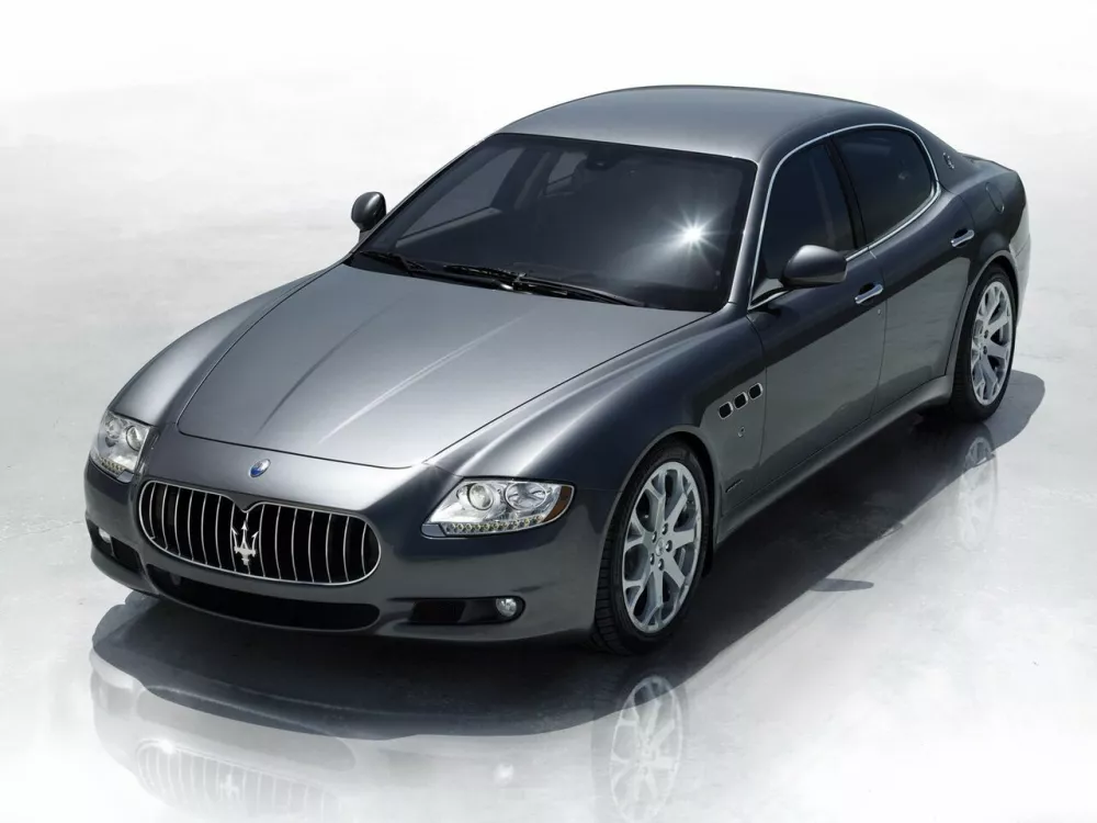 Автомобиль Maserati Quattroporte V Рестайлинг Седан